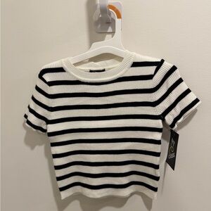 Target Art Class Black & White Striped Knit Crop Top Girls Size Small (6/7) NWT